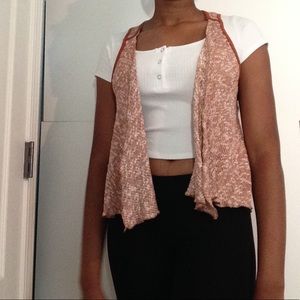 Loose sleeveless cardigan
